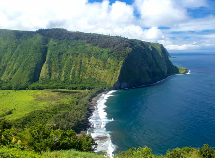 Waipio Valley Lookout Hawaii