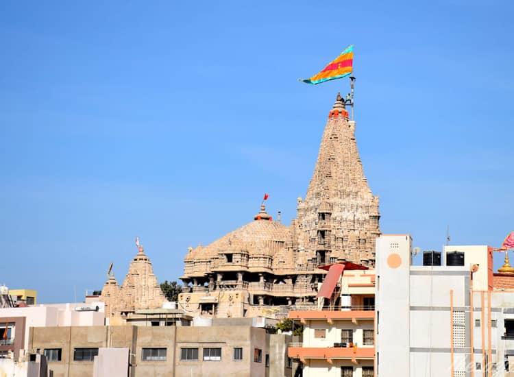 Dwarkadhish Temple - Largest Hindu Temples in the World