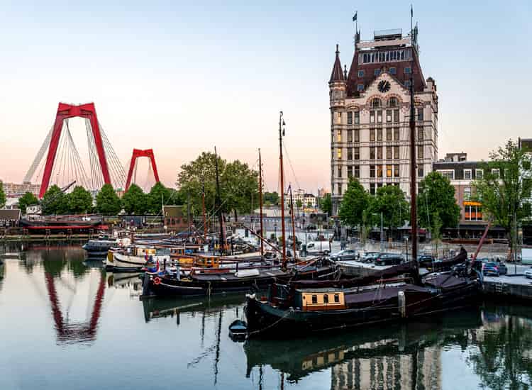 Walk The Rotterdam Harbour